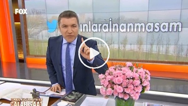 Canlı yayında Başakşehir'in koreografisine tepki!