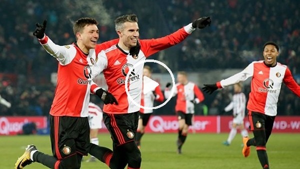 Robin van Persie yine golünü attı