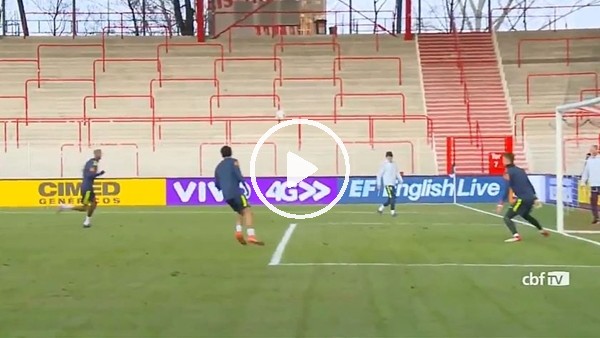 Anderson Talisca'dan Brezilya milli takımı antrenmanında muhteşem gol