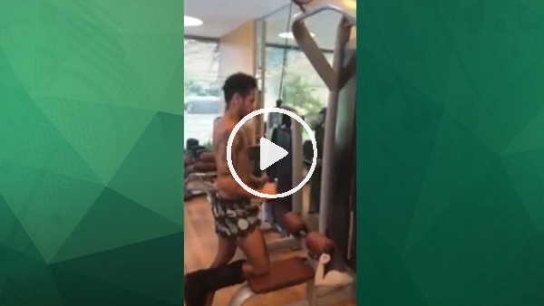 Neymar formunu koruyor!