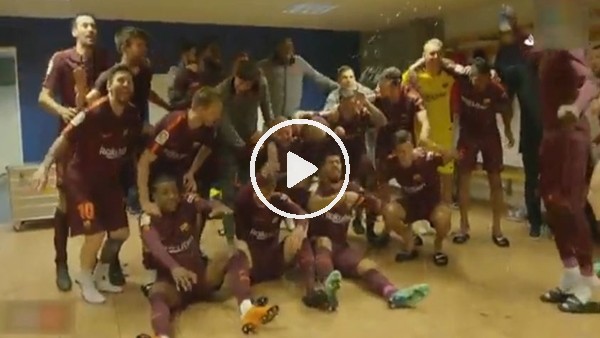 Barcelona şampiyonluğunu böyle kutladı!