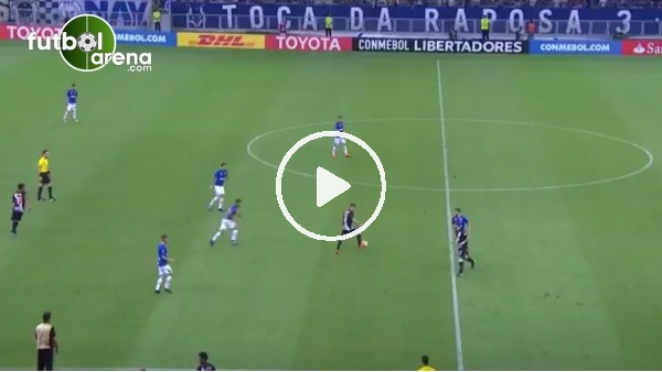 Brezilya'da yürek burkan görüntü! İkili mücadeleye girdi, kolu kırıldı