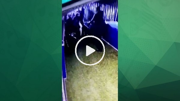 Fenerbahçe - Beşiktaş derbisinde koridorlarda yaşanan kavga