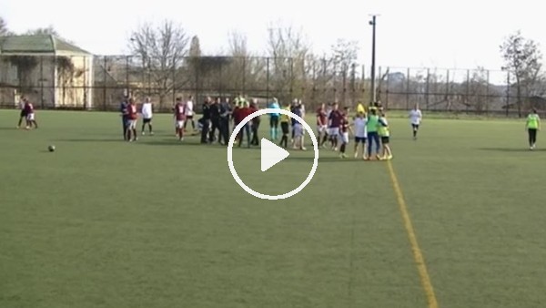 Ukrayna'da kadınlar futbol maçında kavga çıktı