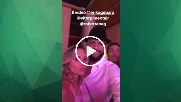 Felipe Melo'nun keyfi yerinde...