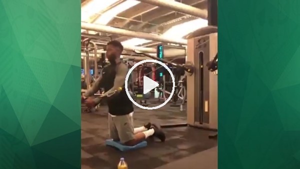 Ryan Donk çalışmayı elden bırakmıyor