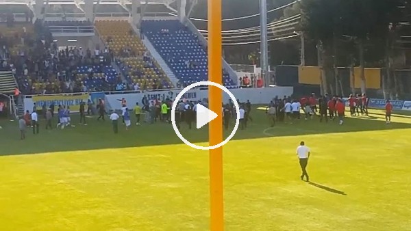 Menemen Belediye taraftarı Keçiörenli futbolculara saldırdı