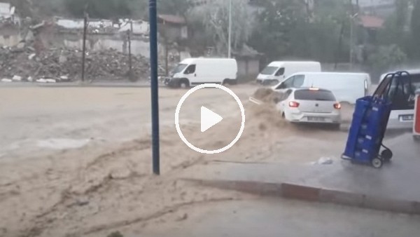 Ankara Mamak Boğaziçi'nde inanılmaz sel felaketi