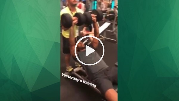 Ryan Donk hız kesmiyor