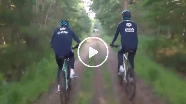 Fransa Milli Takımı, bisikletlerle stres attı!