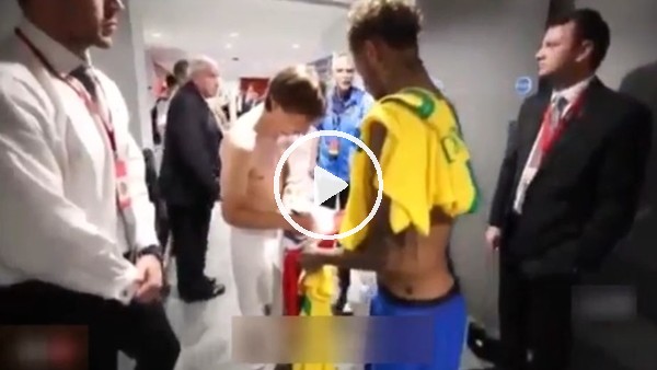 Modric ve Neymar birbirlerine imza verirse...