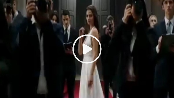 Elif Aksu, Neymar ile reklam filminde oynadı