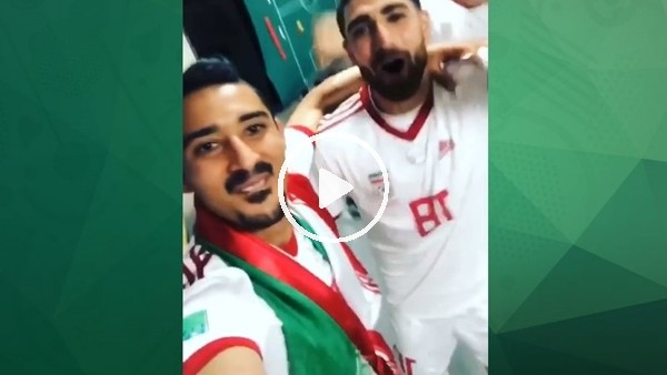 İranlı futbolcuların soyunma odasında çılgın sevinci