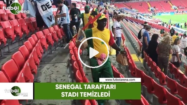 Senegal taraftarı stadı temizledi