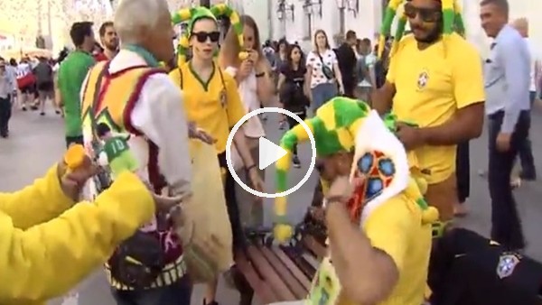 Rus amcadan taraftarlara Dünya Kupası hediyesi