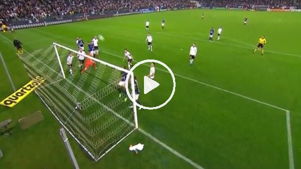 Barbosa öyle bir gol kaçırdı ki...