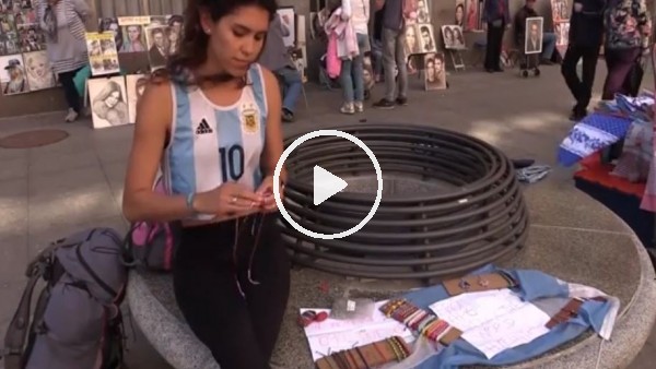 Arjantinli güzel taraftardan hem ziyaret hem ticaret