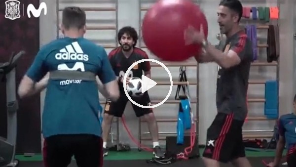 İspanya, Dünya Kupası'na sıkı hazırlanıyor!