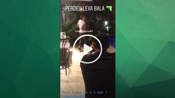 Josef de Souza arkadaşını vurdu