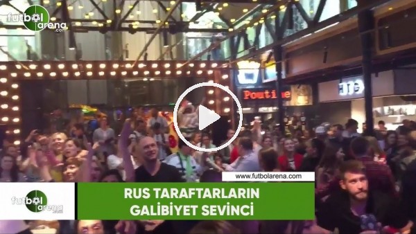 Rus taraftarların galibiyet sevinci