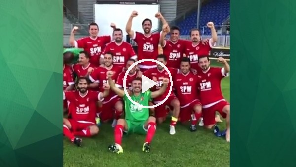 Efsanelerin galibiyet sevinci