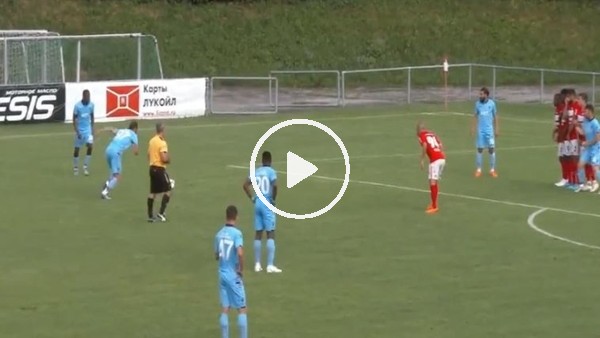 Rodallega'nın Spartak Moskova'ya attığı frikik golü