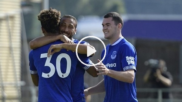 Cenk Tosun hazırlık maçında 4 gol attı