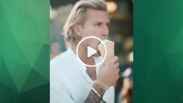 Loris Karius zor günleri geride bıraktı!