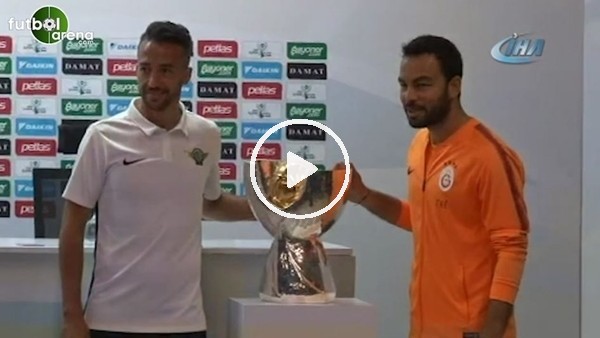 Süper Kupa finali öncesi kaptanlar pozunu verdi