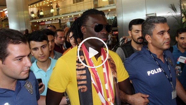 Bafetimbi Gomis, İstanbul'dan ayrıldı!
