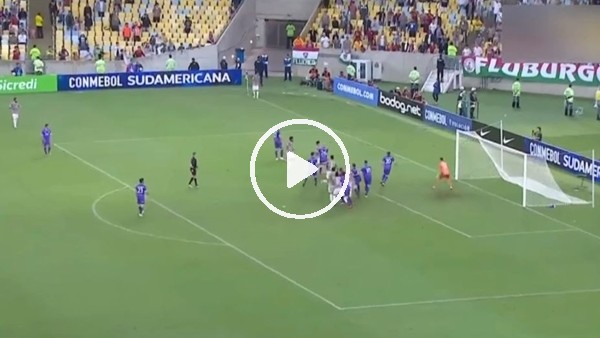 Sornoza'nın kornerden attığı muhteşem gol