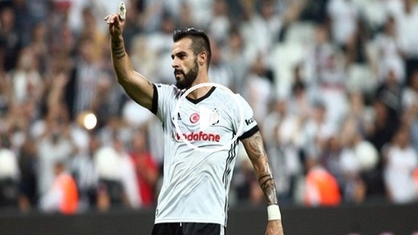 Ezrurum'da maç sonu üçlüsü Negredo'dan!