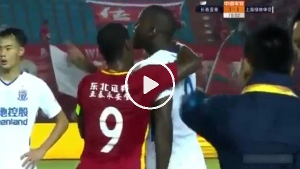 Demba Ba çılgına döndü