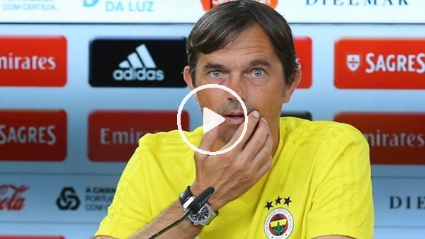 Phillip Cocu, Benfica maçı öncesi basın toplantısı düzenledi