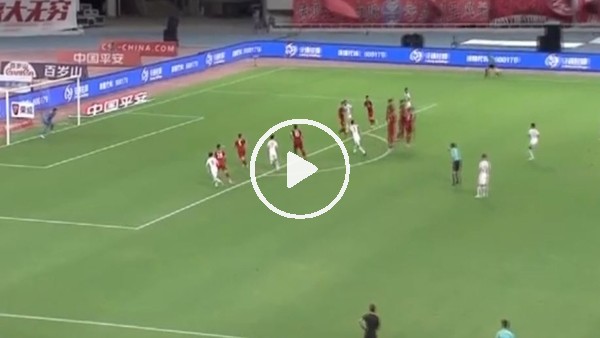 Pato'dan şık frikik golü