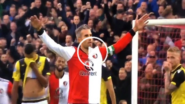 Robin van Persie'den muhteşem frikik golü