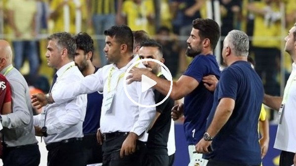 Volkan Demirel'den Kayserisporlu futbolculara tepki