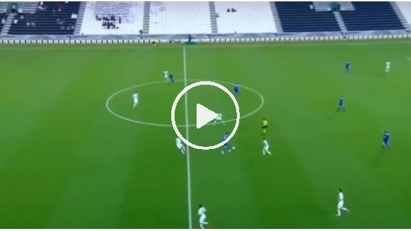 Xavi karizmayı çizdirdi!