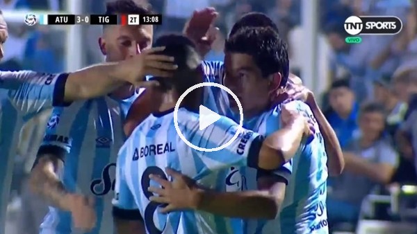 33'lük futbolcudan akıl dolu vuruş