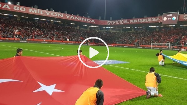 Türkiye - Bosna Hersek maçında tribünler