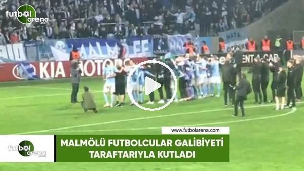 Malmölü futbolcular galibiyeti taraftarlarıyla kutladı