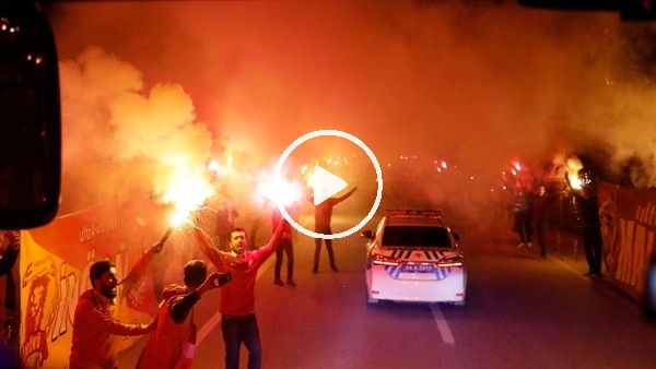 Galatasaray kafilesine Malatya'da coşkulu karşılama
