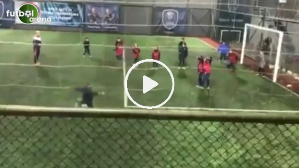 Quaresma'nın oğlundan şık frikik golü