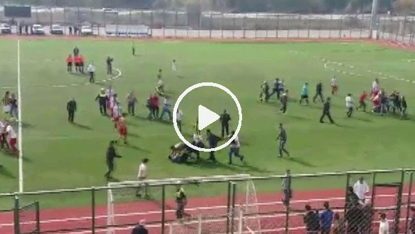 Amatör maçta kavga çıktı, 11 futbolcu kırmızı kart gördü