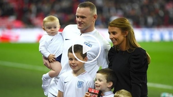 Wayne Rooney milli takıma veda etti
