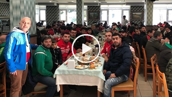 Bursaspor ve Antalyaspor taraftarlarından dostluk mesajı
