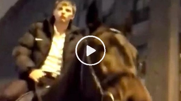 Arshavin, striptiz kulübünden atla ayrıldı