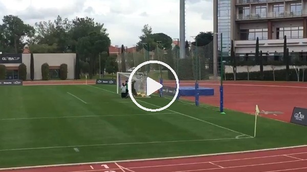 Beşiktaş antrenmanından en son Mrini ayrıldı