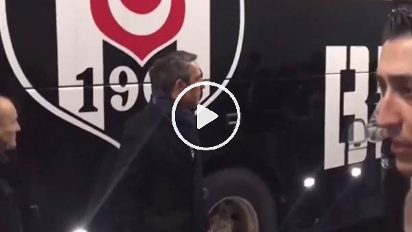 Ali Koç, maç sonu futbolcuları otobüse kadar bindirdi
