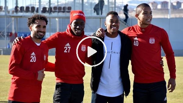 Robinho'dan Sivasspor'a ziyaret